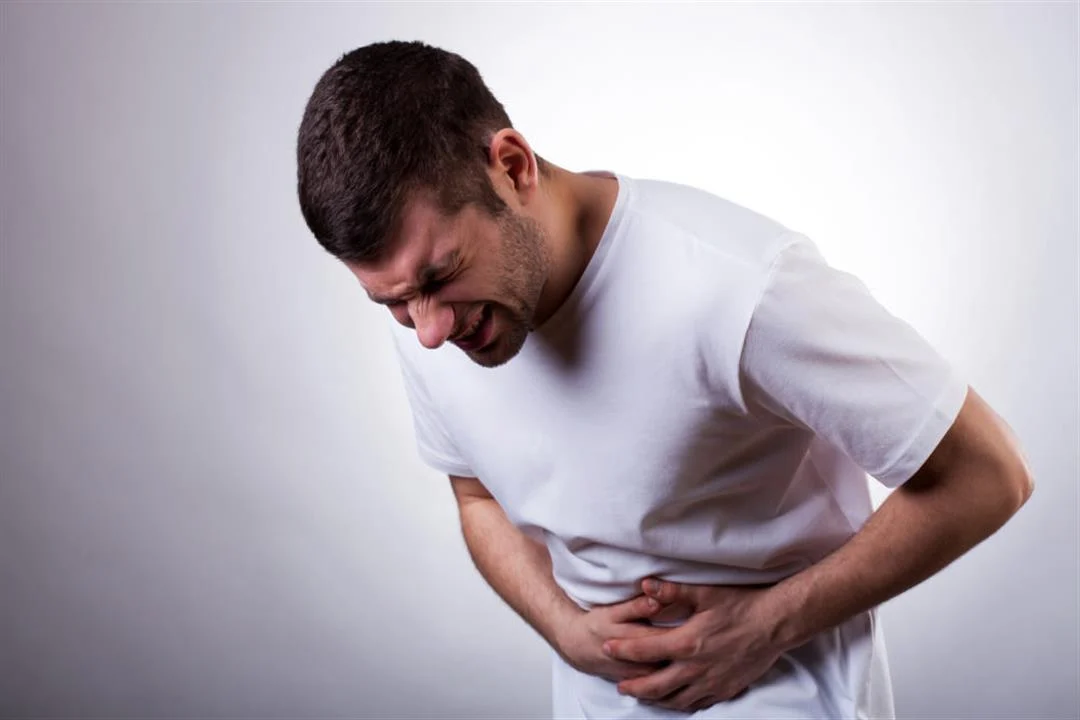 اسباب النزلة المعوية وتأثيرها على الجهاز الهضمي